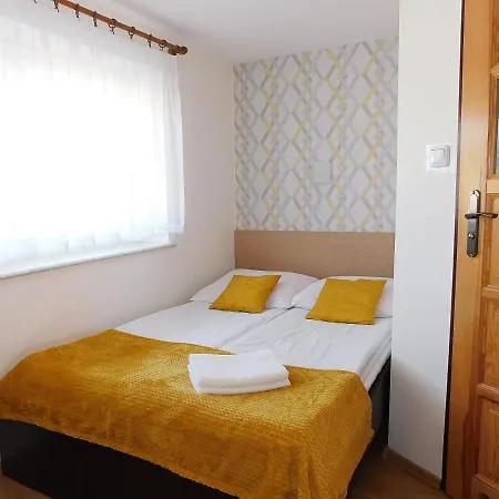 Family Homes - Dom Wakacyjny Eda Homestay *
