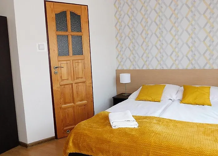 Homestay Family Homes - Dom Wakacyjny Eda